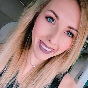 Meet your Posher, Devan